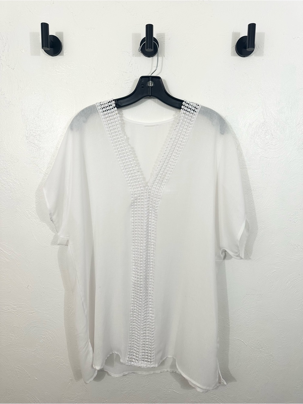 White Crochet-Trim V-Neck Women’s Swim Cover-Up